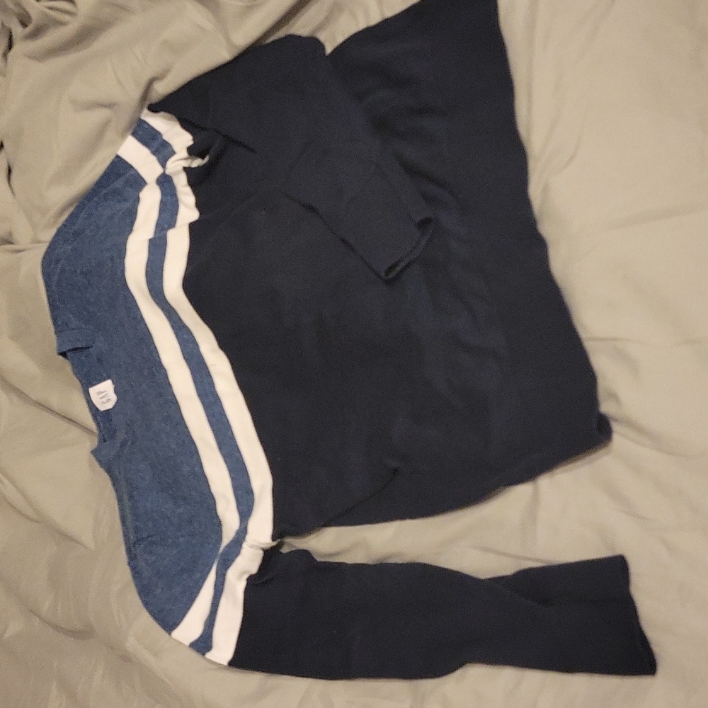 NWOT Mens GAP Sweater